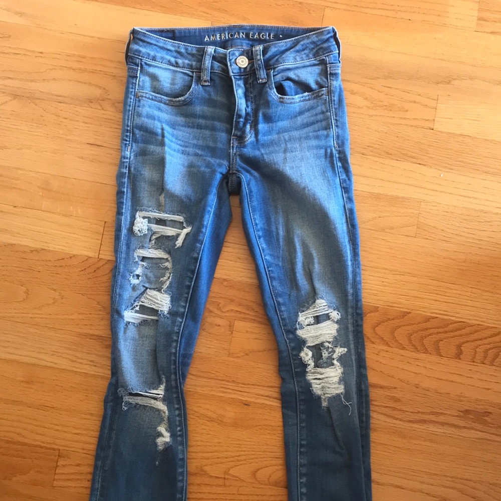 American Eagle High Rise Women’s Jeans